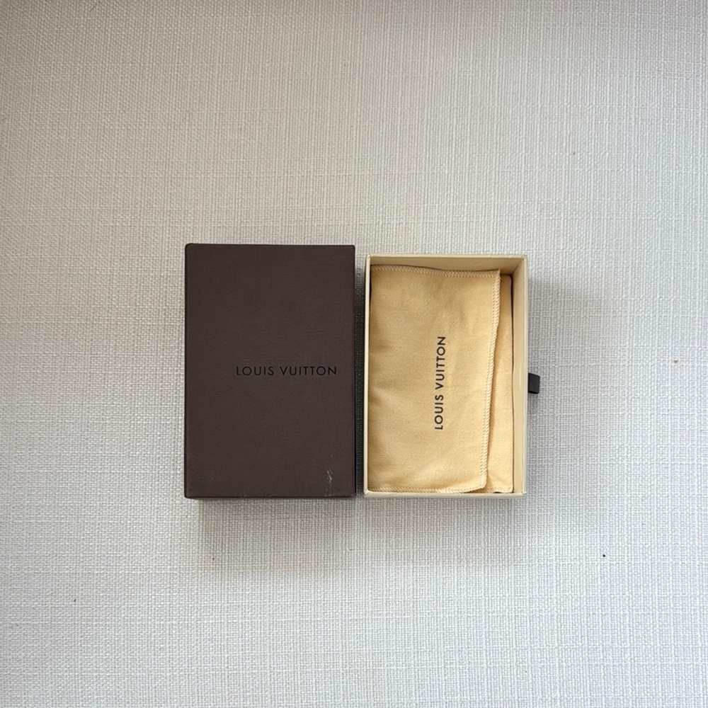 Louis Vuitton Brown Rectangular Glasses